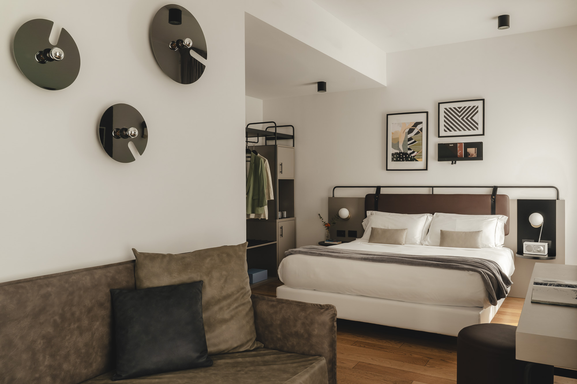 URBAN JUNIOR SUITE_IPorticiHotel_LR-17.jpg