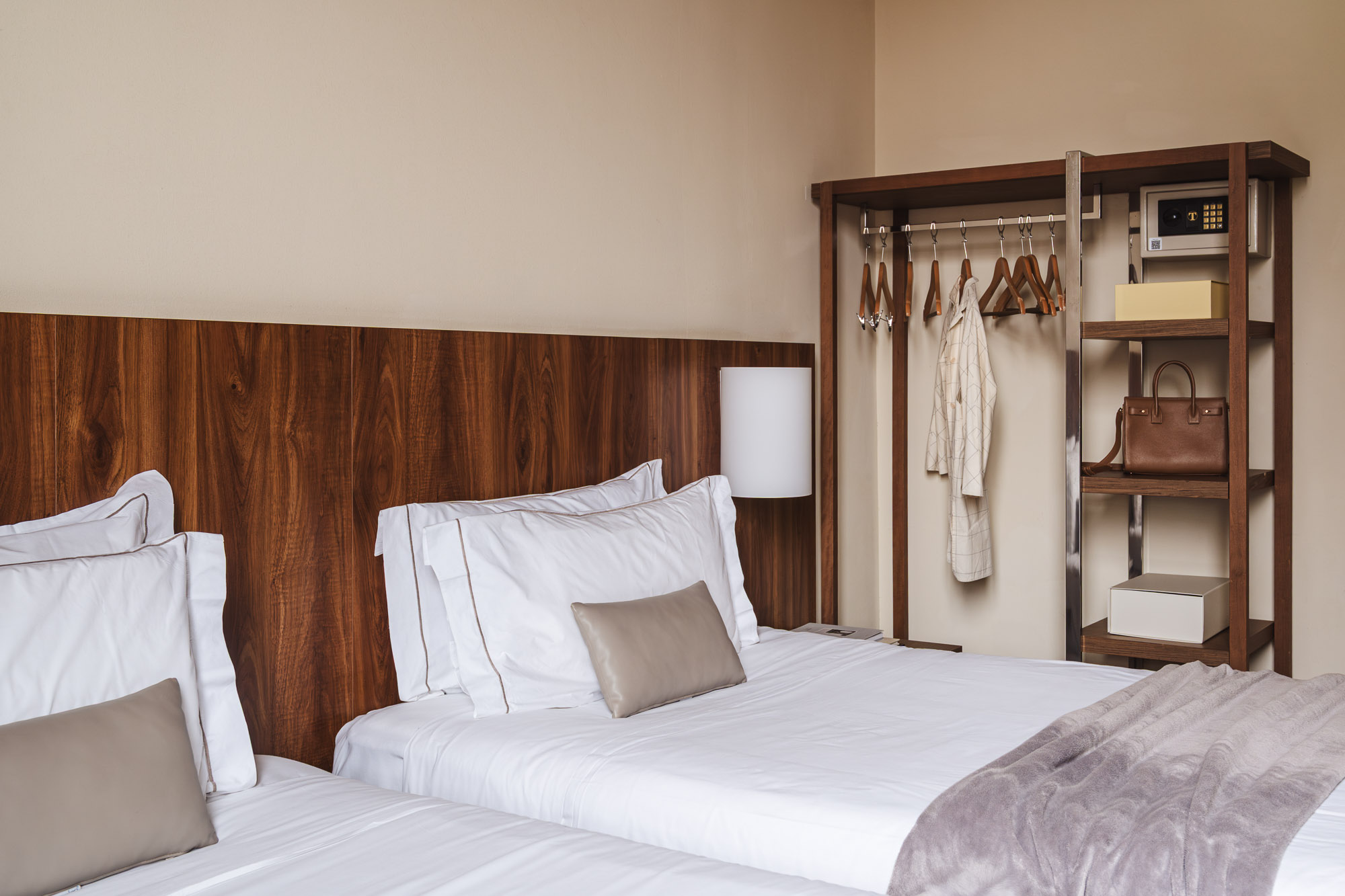 SUPT_IPorticiHotel_LR-4.jpg